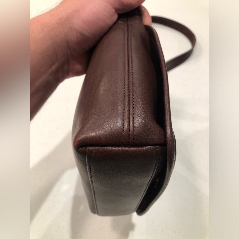 COACH VINTAGE LEGACY COMPANION  Mahogany Leather bag/purse #9715 with hangtag - Picture 7 of 14